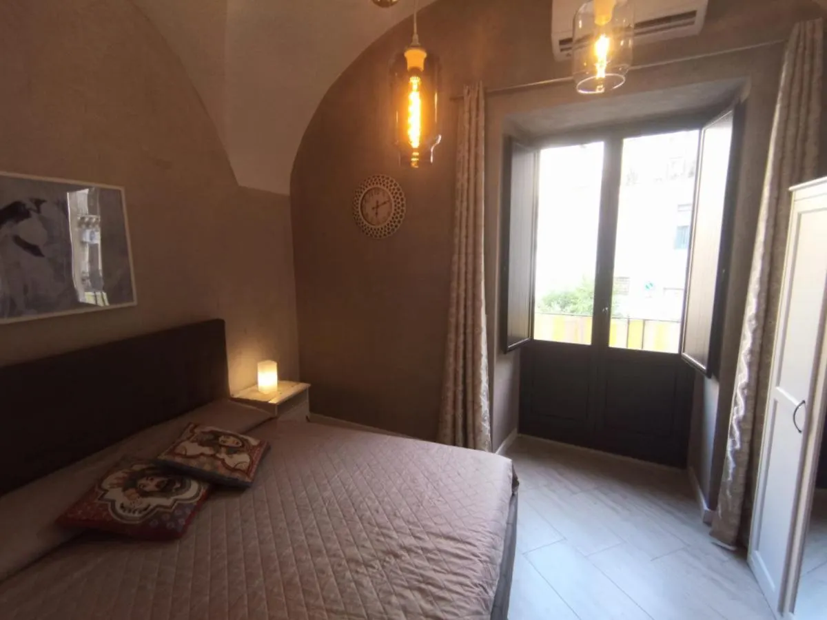 Apartment Cortile Pantaleone Holiday Home Catania Italy